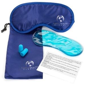 Sleeping eye mask with gel insert and ear plugs